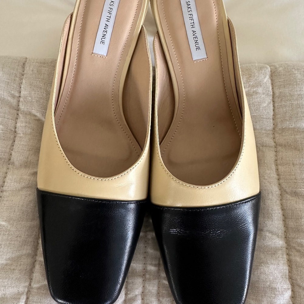 Saks Fifth Avenue Two Tone Slides